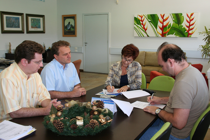 Contrato Contrato