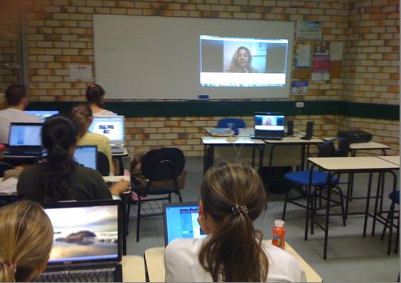 Primeira videoconferência em sala de aula
