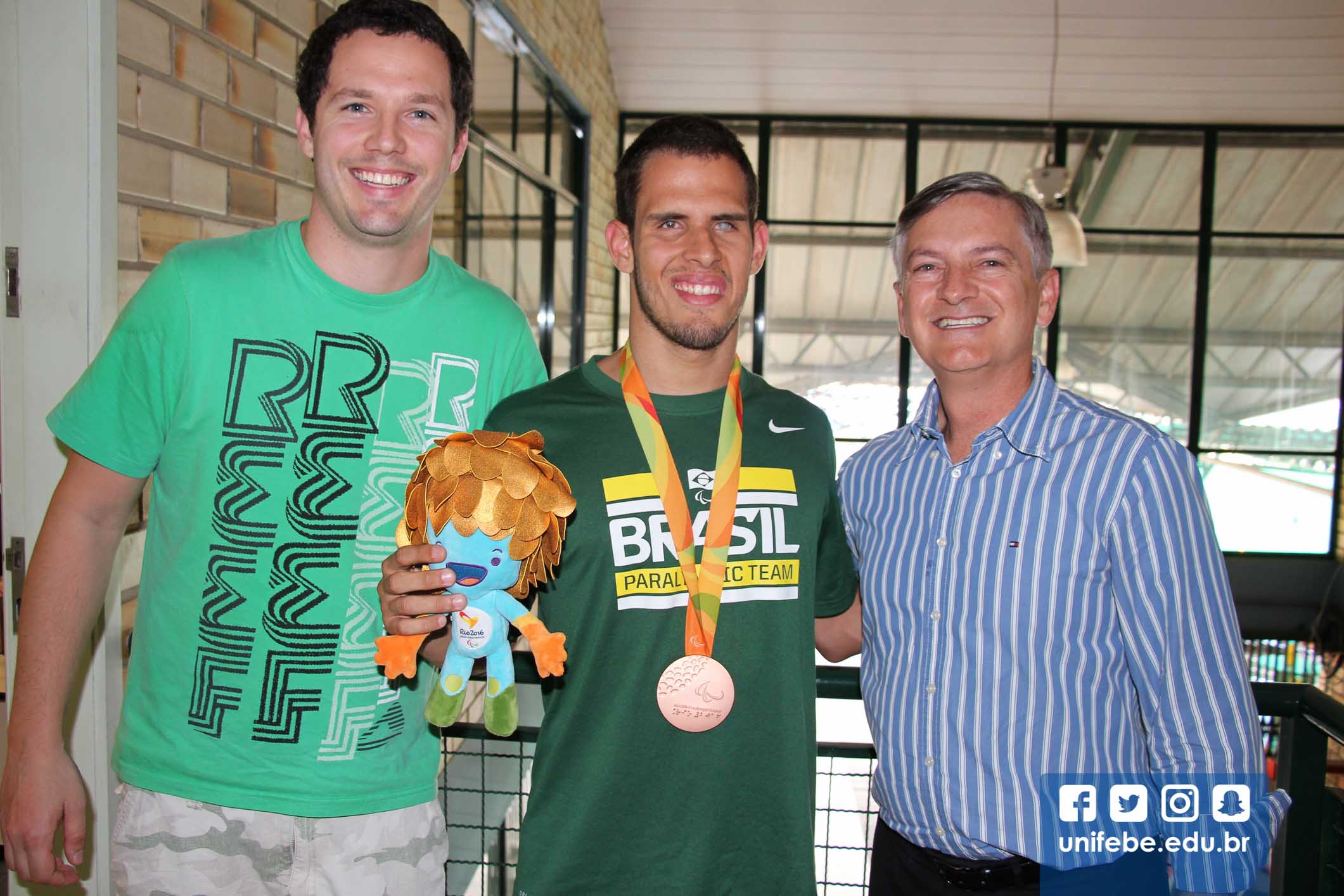 Visita – Matheus Rheine