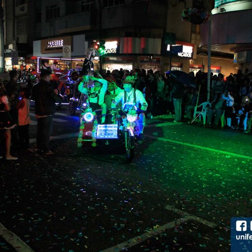 suellen-desfile-100