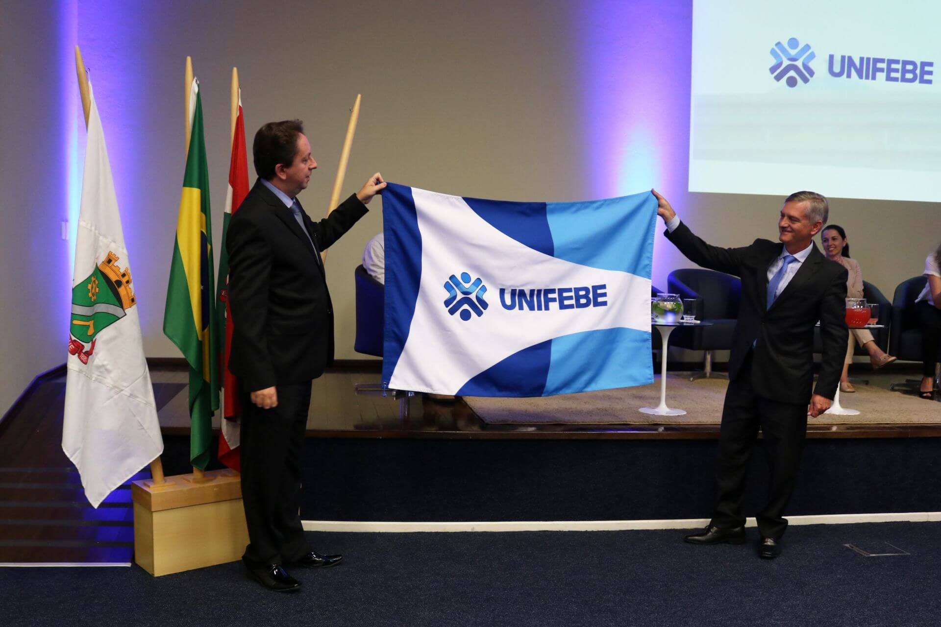 UNIFEBE apresenta nova identidade visual