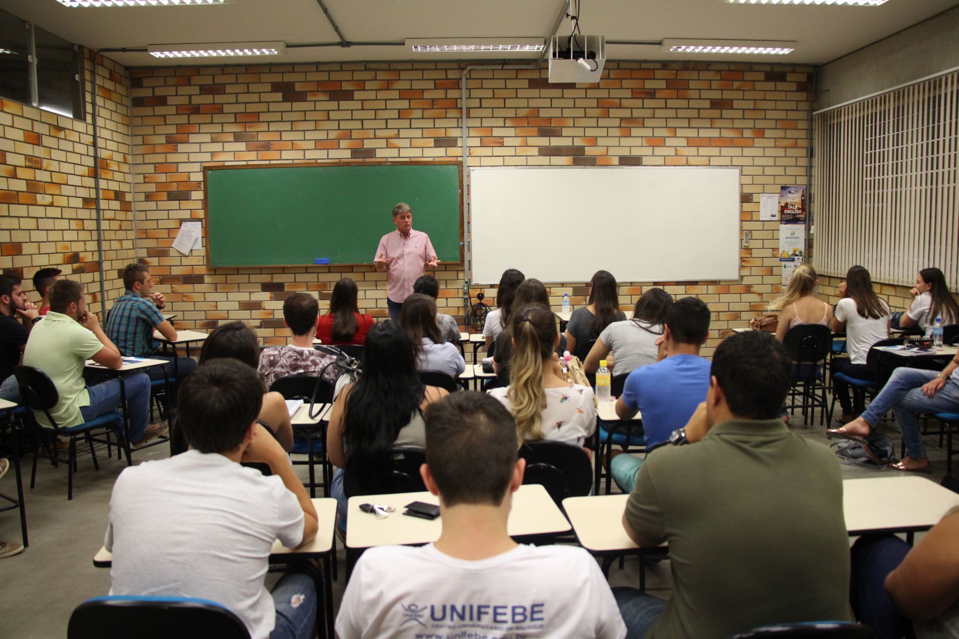 Café com empreendedor destaca histórico de empresa de Guabiruba