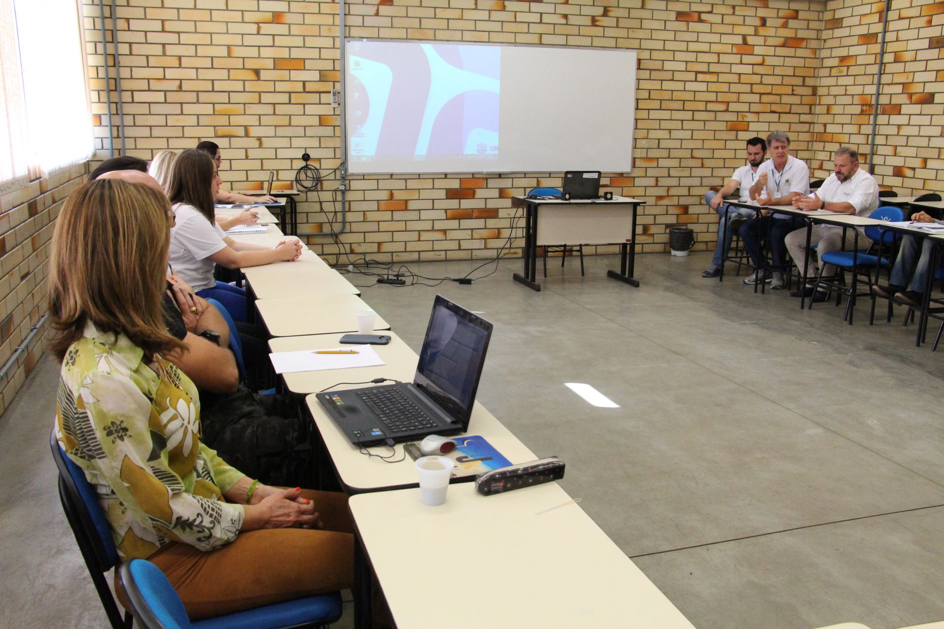Observatório Social de Brusque se reúne com coordenadores de cursos