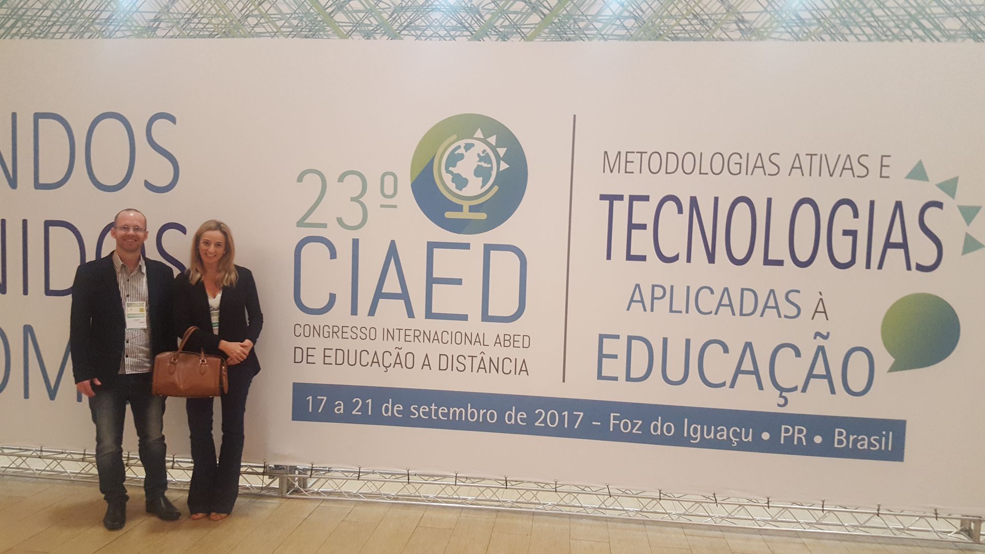 Professores participam de congresso sobre educação a distância