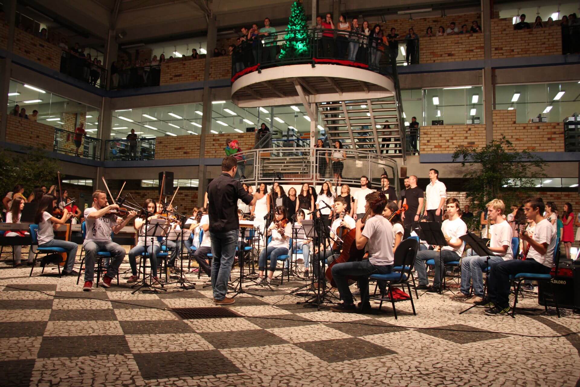 Coro UNIFEBE apresenta 2ª Cantata de Natal