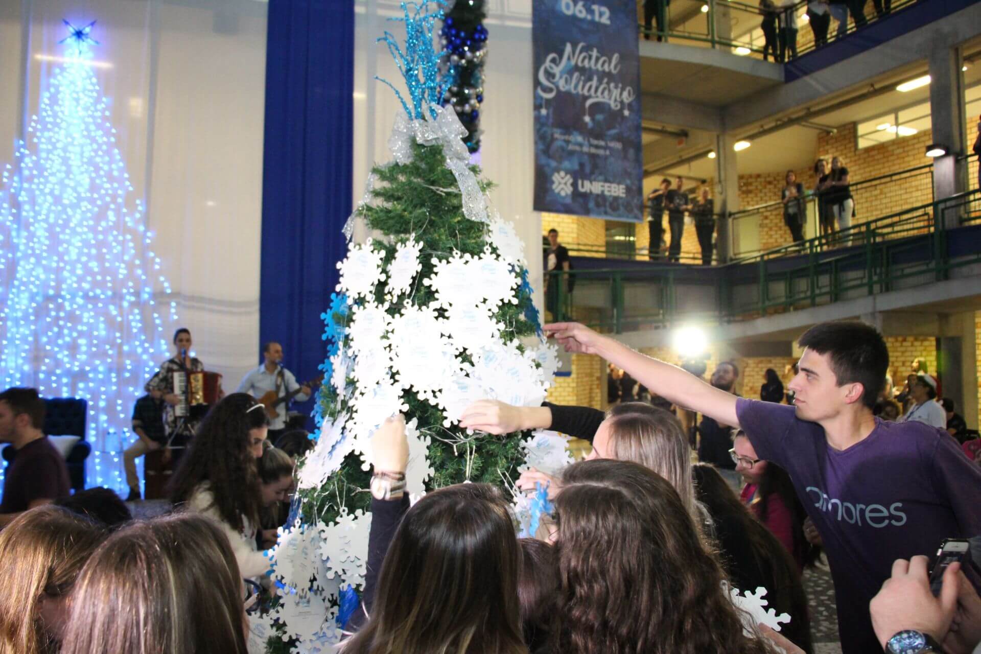 Adote uma criança no 15º Natal Solidário UNIFEBE