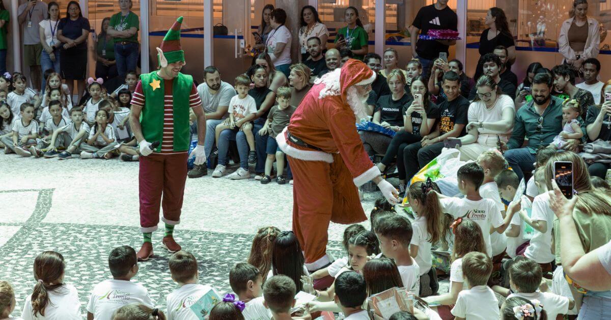 23.ª edição do Natal Solidário UNIFEBE presenteia cerca de 600 crianças de Brusque e região