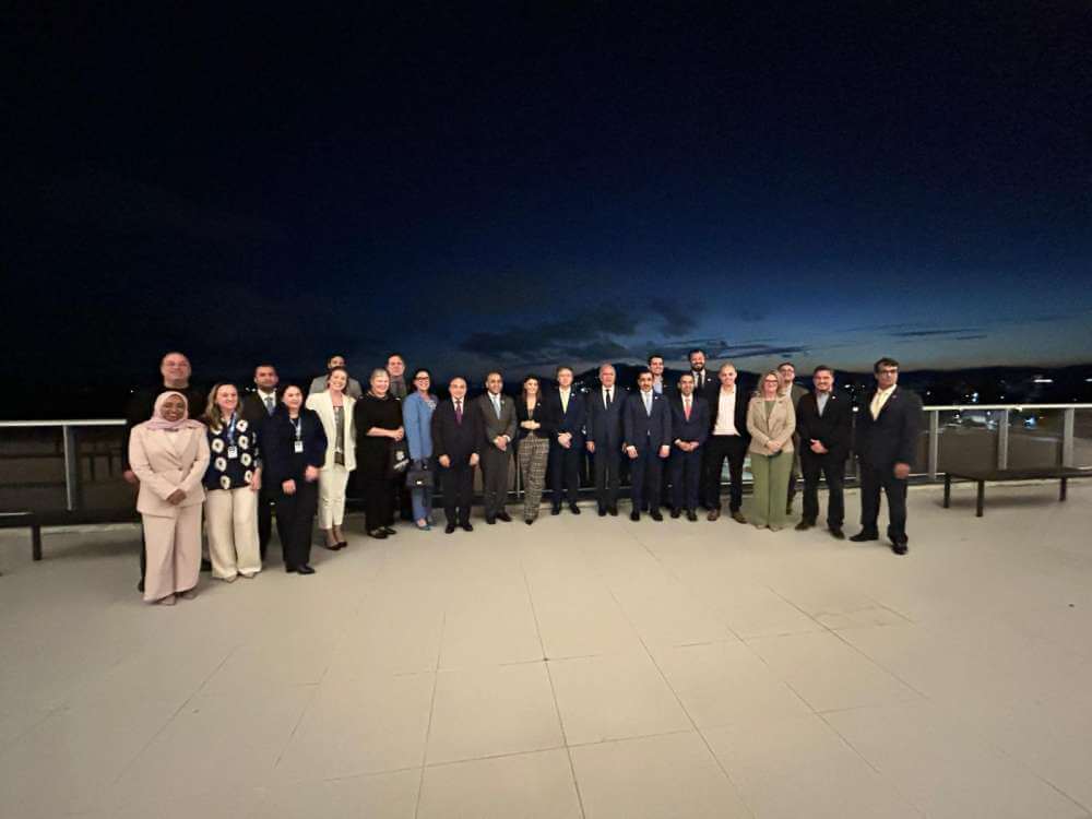 Representantes da UNIFEBE se reúnem com embaixadores de países árabes