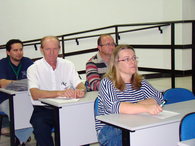 Integrantes da CIPA participam de treinamento