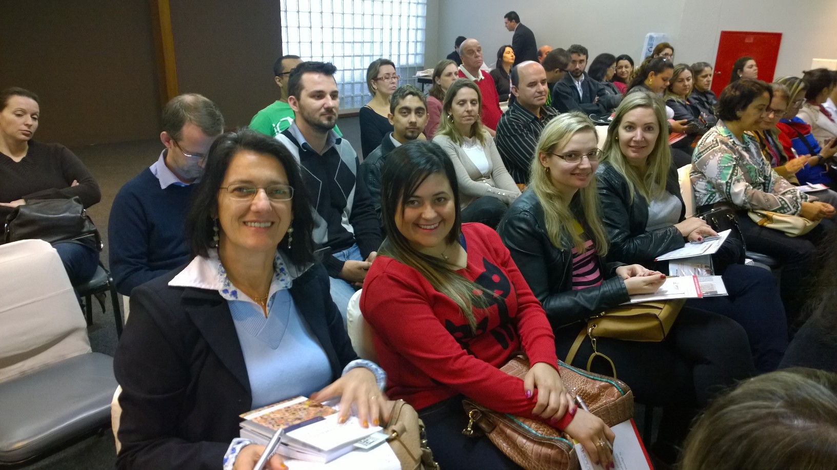 Professores e funcionários participam da II Jornada Pedagógica do SINEPE 2014