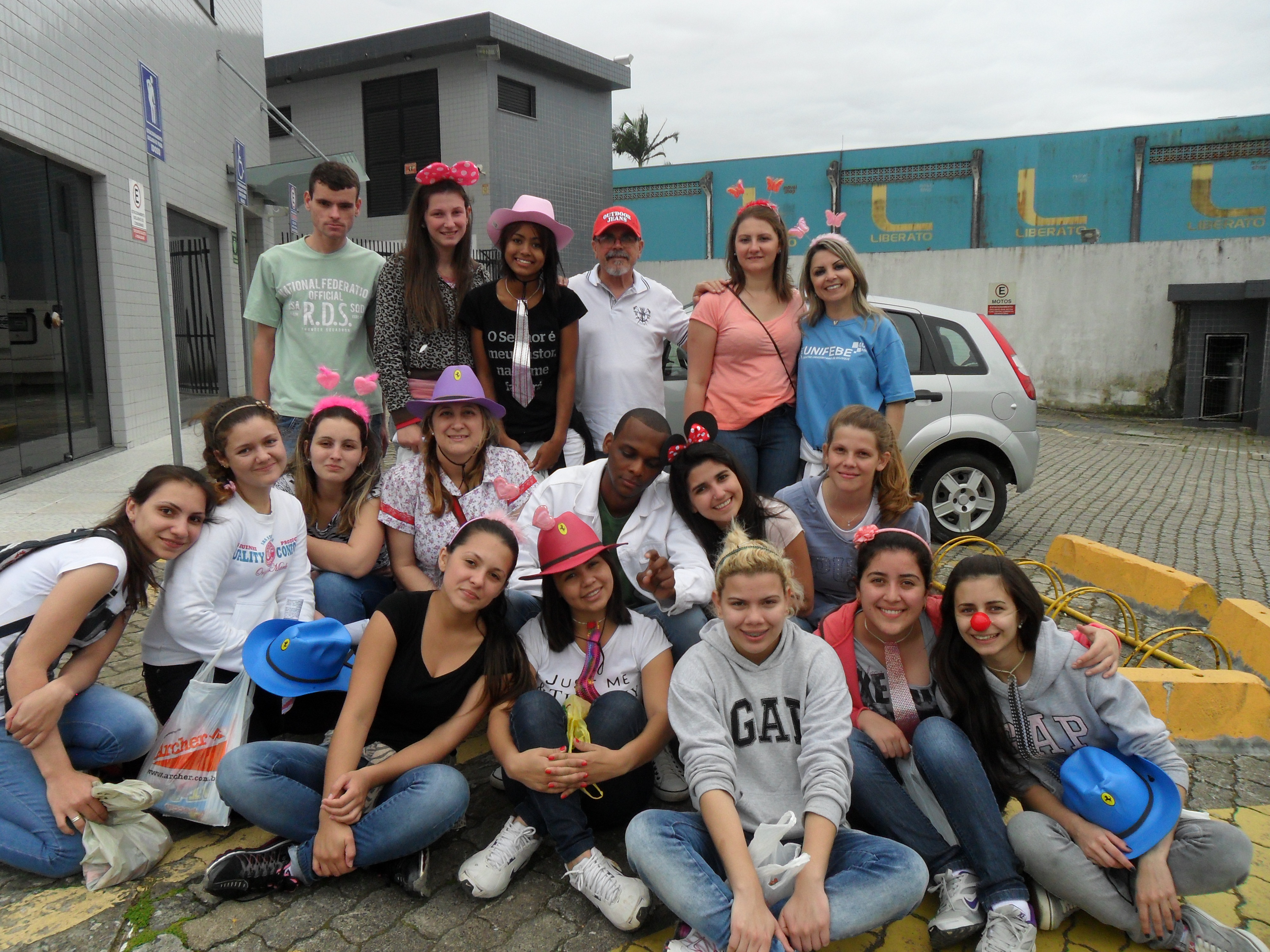 Acadêmicos de Direito visitam comunidade carente