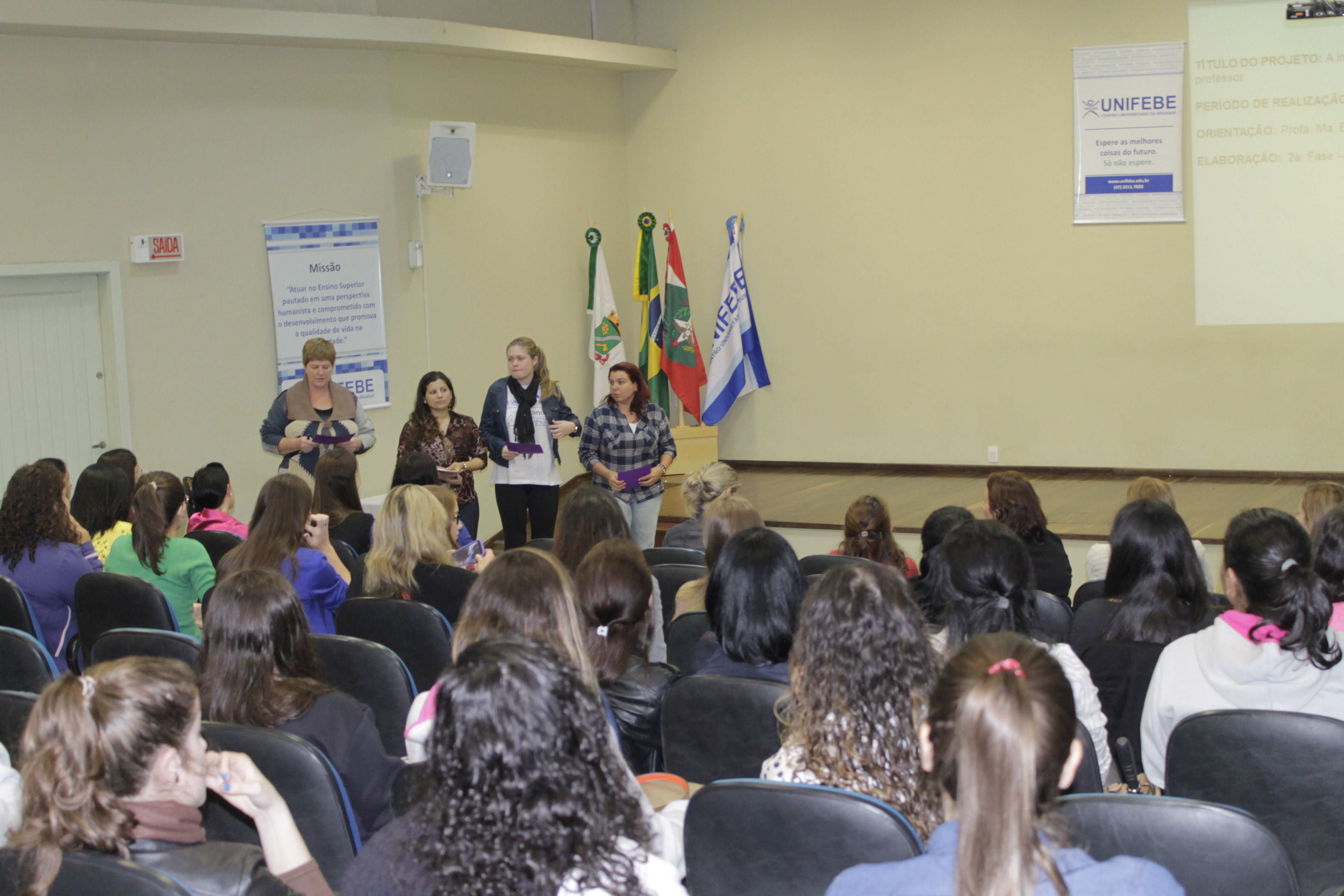 Curso de Pedagogia socializa Projetos Acadêmicos Interdisciplinares