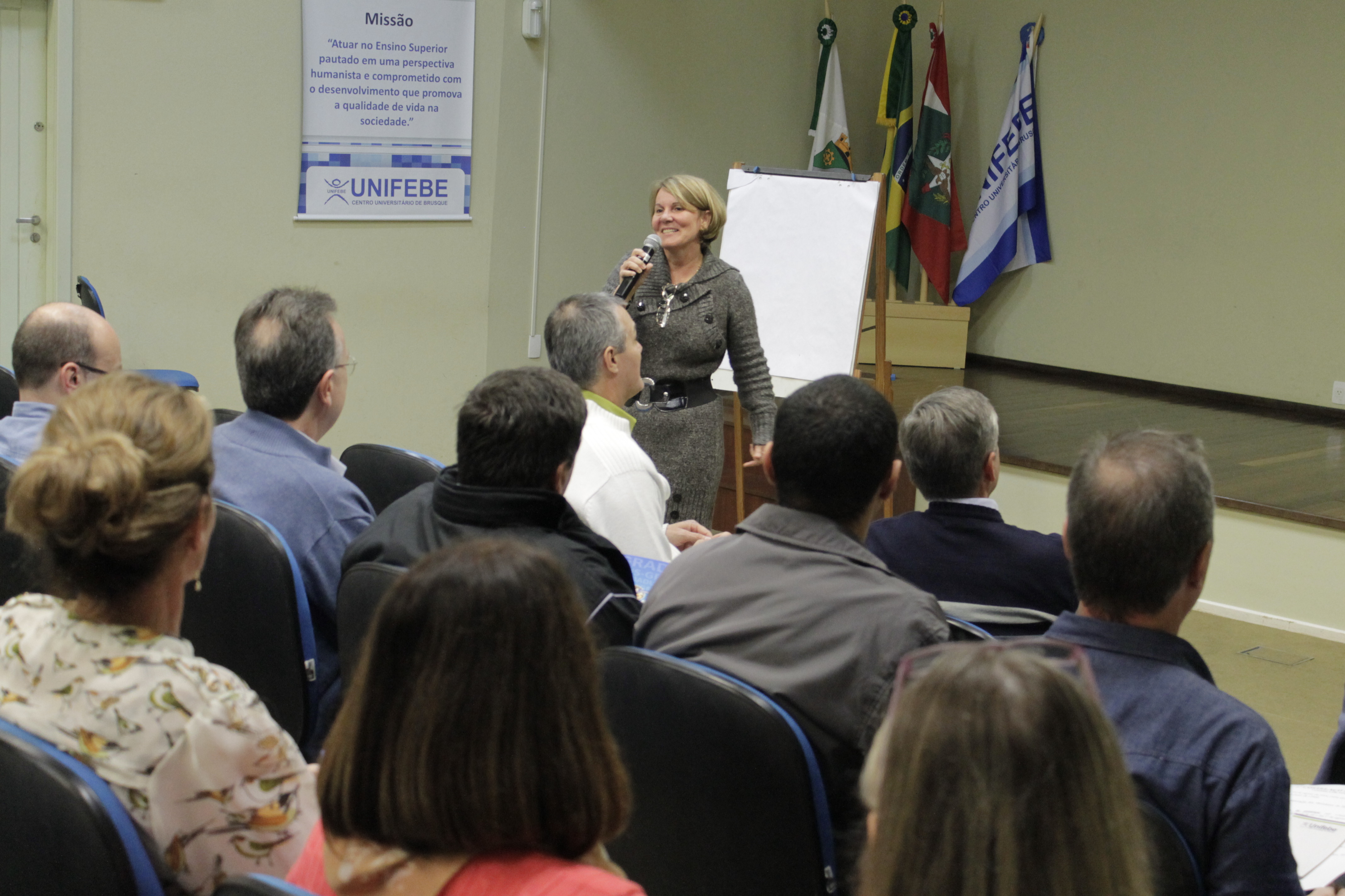 Professores debatem ambientalização no segundo dia de Formação Continuada