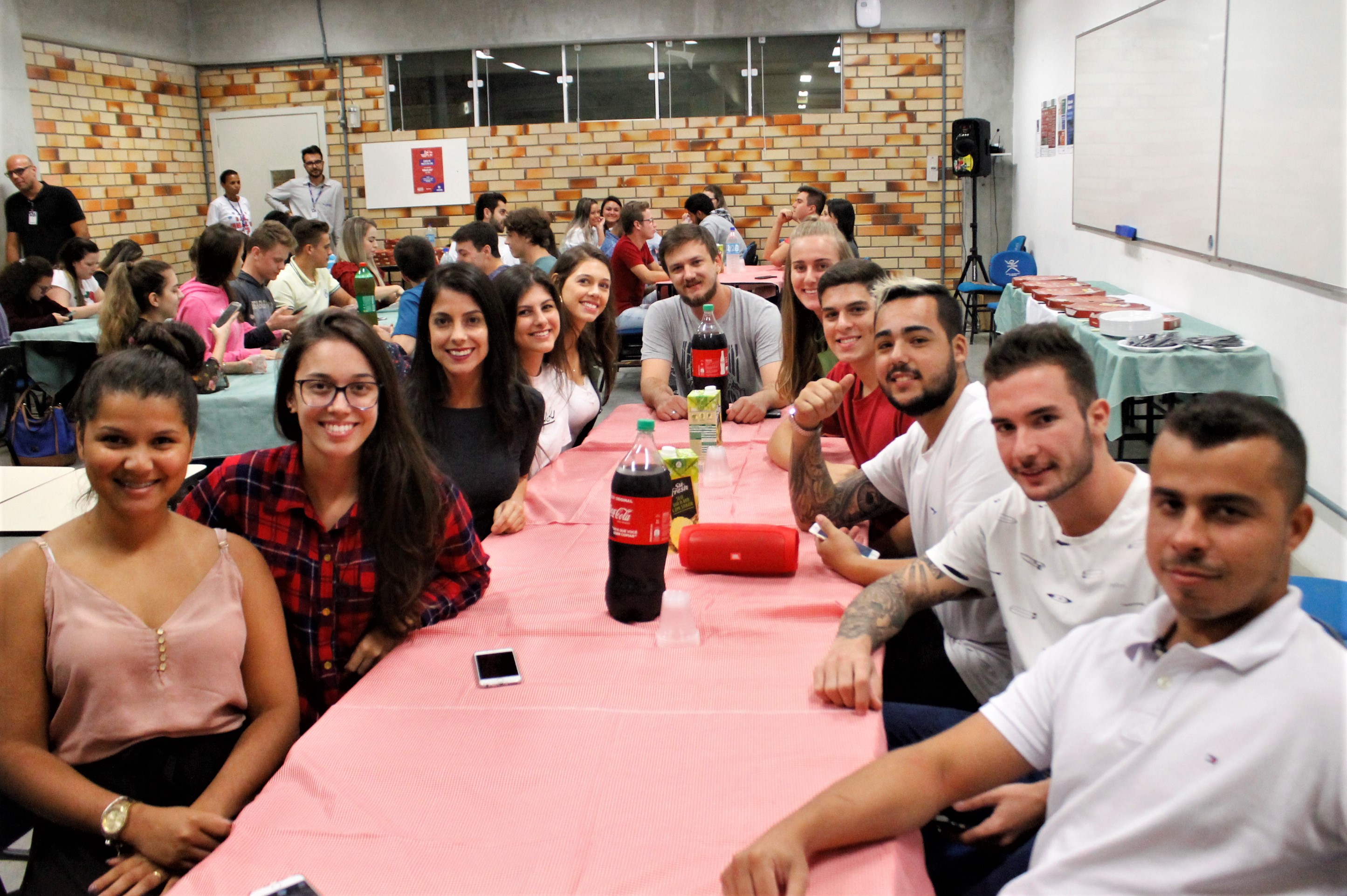 Acadêmicos de Direito vencem Trote Solidário e fazem doação para a ONG Mãos que se doam