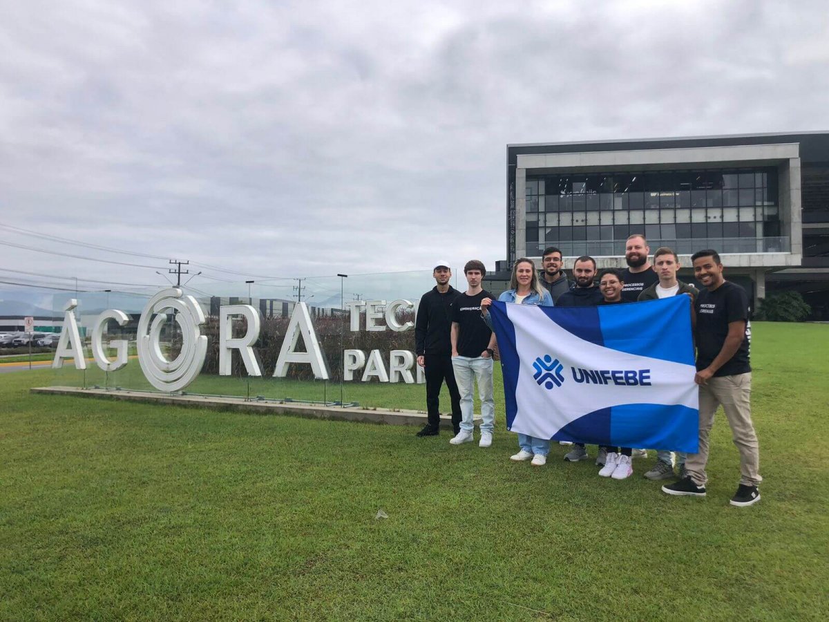 Acadêmicos fazem visita técnica a parque tecnológico em Joinville