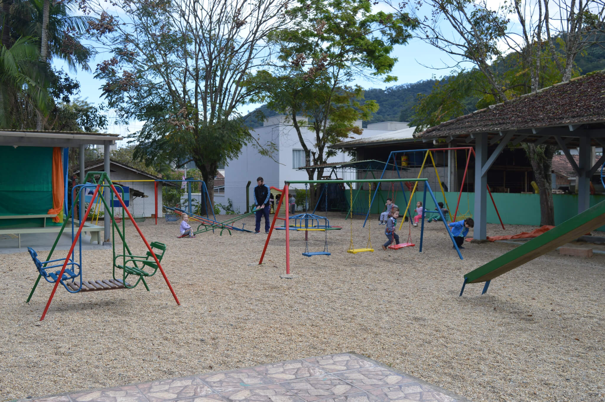 Alunos de Arquitetura e Urbanismo desenvolvem melhorias em escolas de Brusque