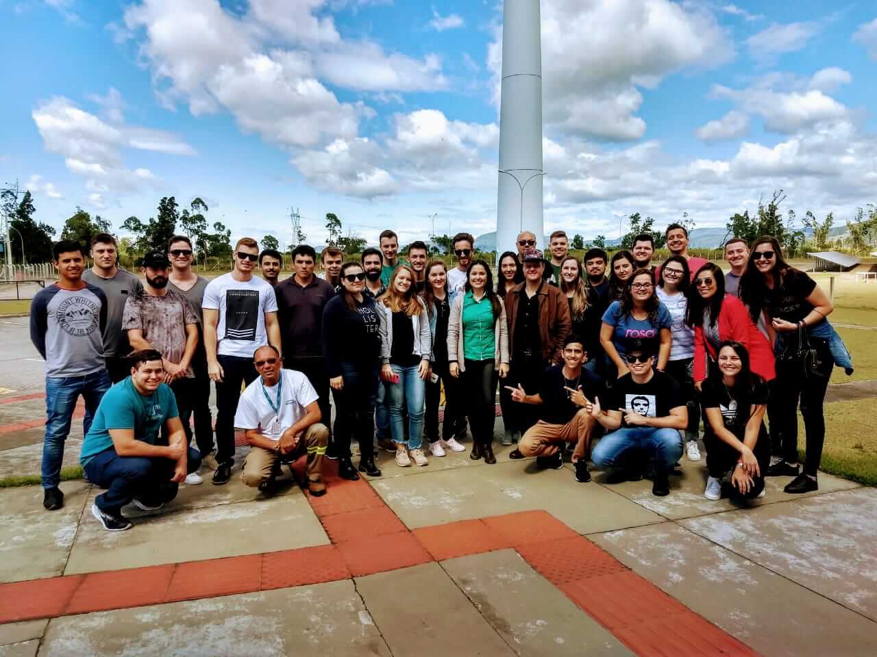 Alunos de Engenharia Civil visitam importantes usinas de Santa Catarina