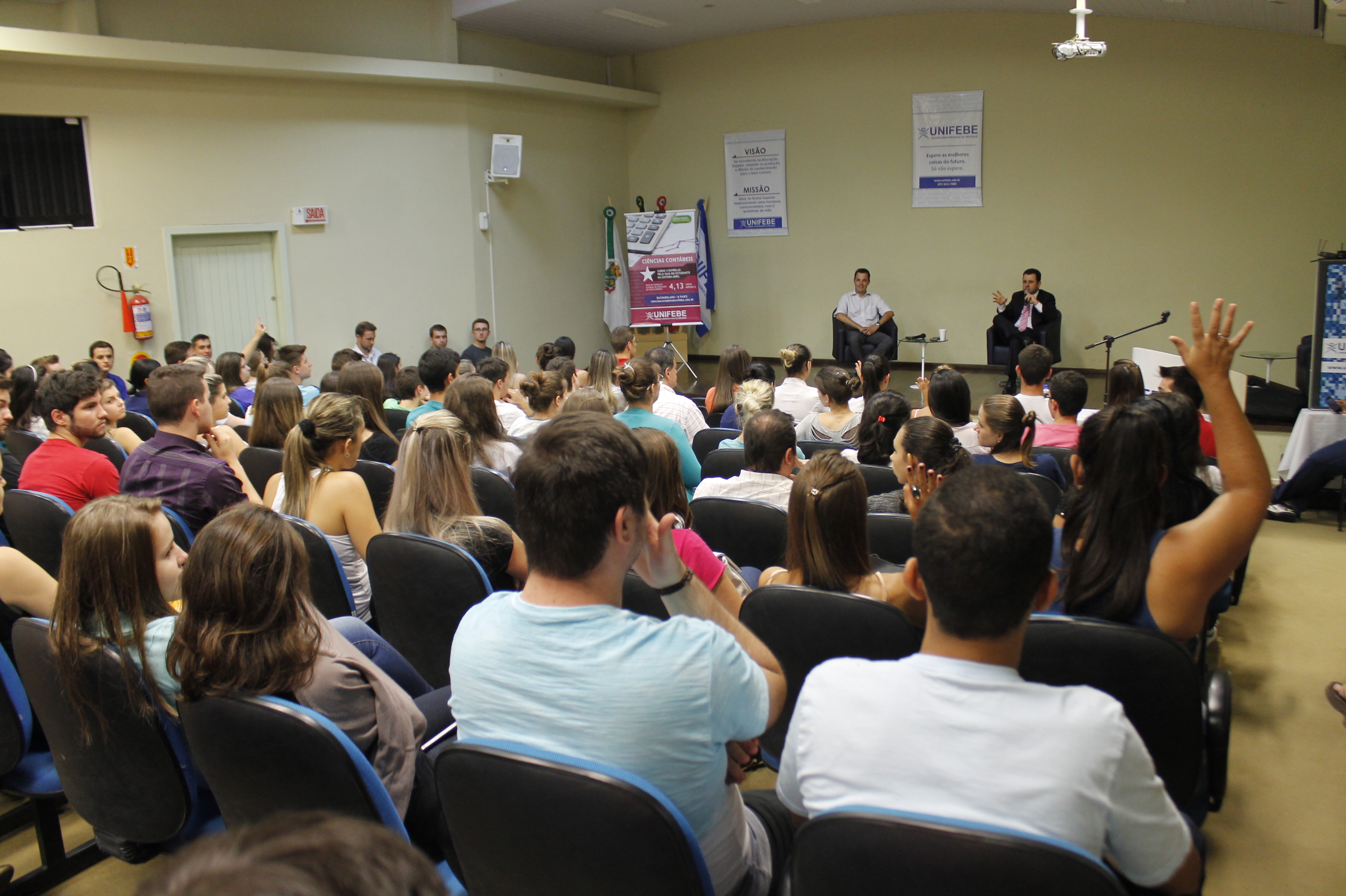 Experiência profissional é destaque em aulas de apresentação de cursos da UNIFEBE