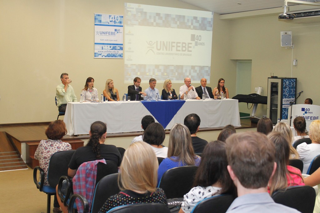 Curso de Direito promove aula de apresentação