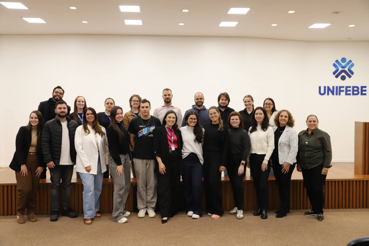 Café com Egressos promove reencontros e trocas no Curso de Psicologia