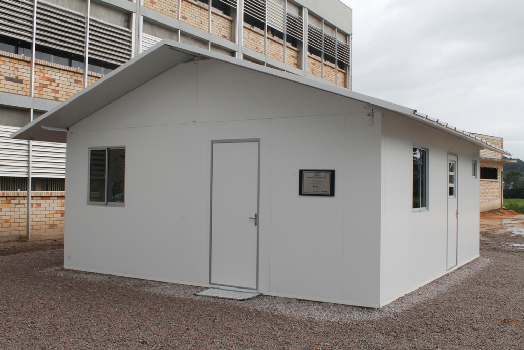 UNIFEBE realiza oficina de placas solares