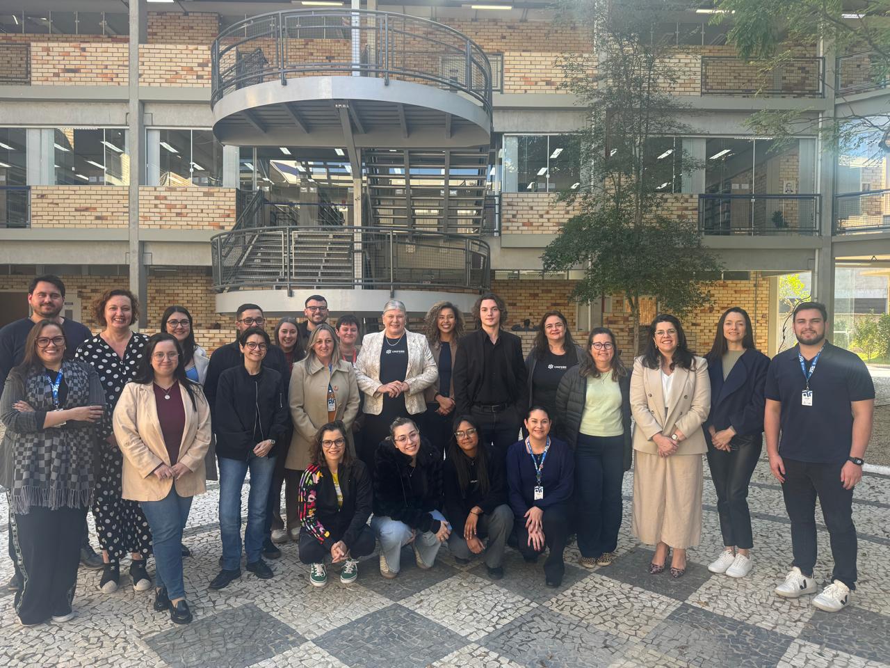 UNIFEBE sedia capacitação de profissionais para atuação nos Escritórios de Projetos dos Centros de Inovação de Santa Catarina