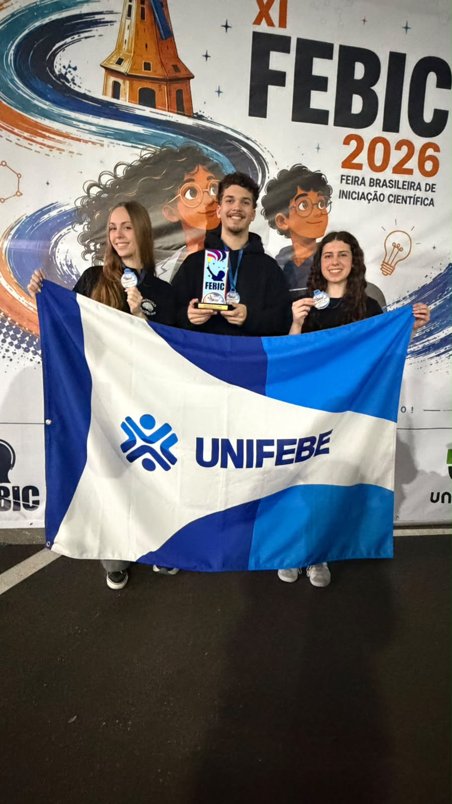 Colégio UNIFEBE celebra participação na Febic com 13 premiações