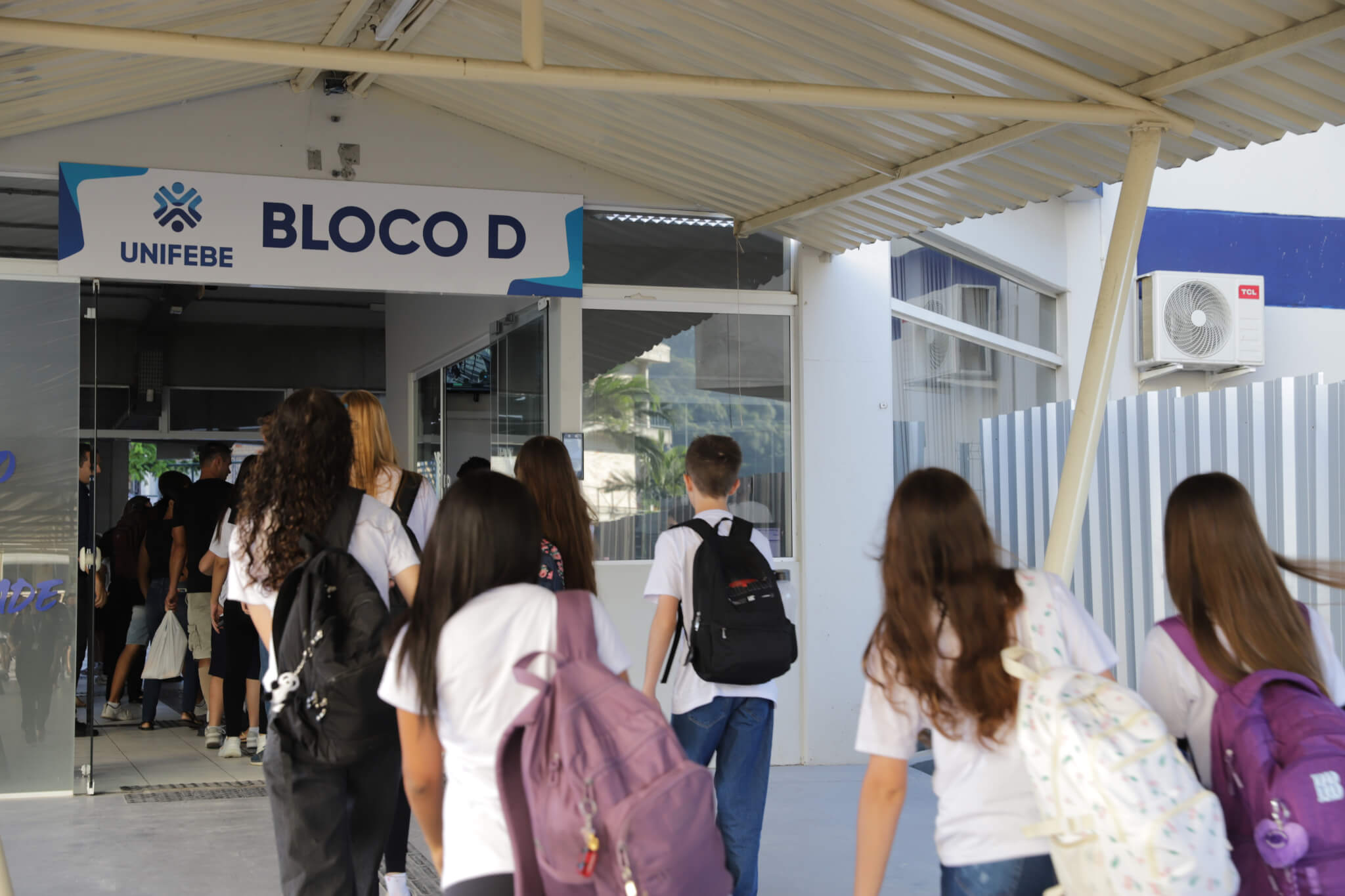 Colégio UNIFEBE tem 14 projetos finalistas da Febic