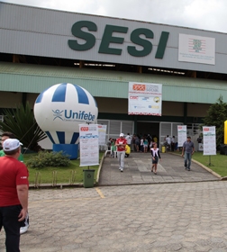 Acadêmicos da UNIFEBE participam do evento Construção Social