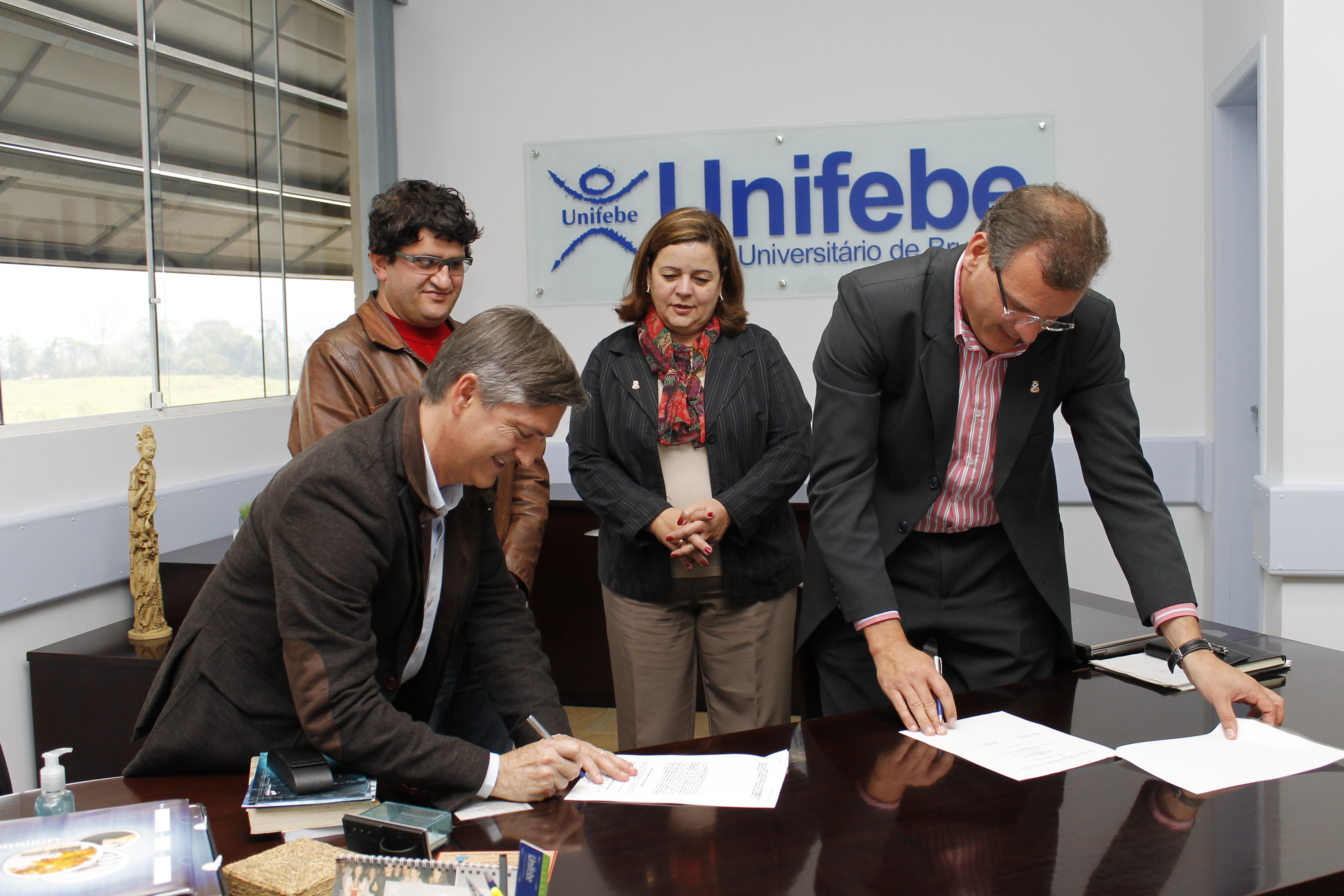 Prefeito de Brusque visita Unifebe