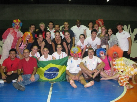 Acadêmicos do curso de Educação Física apresentam coreografias