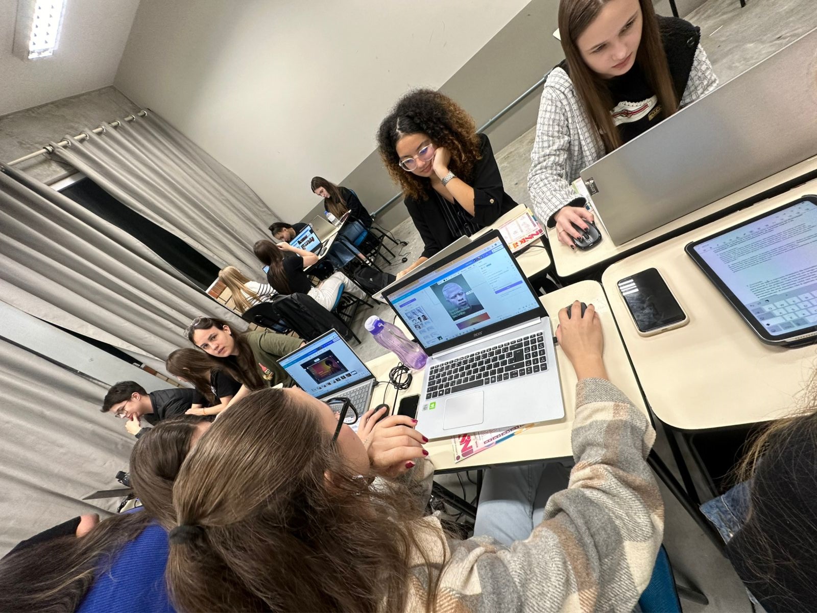 Diversidade e inclusão na comunicação são temas da Curricularização da Extensão dos cursos de Design Gráfico e Publicidade e Propaganda