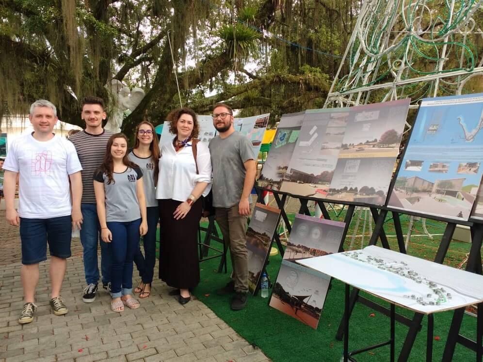 Curso de Arquitetura e Urbanismo participa do “Dia do Arquiteto na Praça”