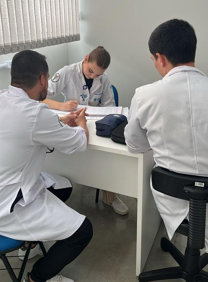 Curso de Fisioterapia da UNIFEBE inicia atendimentos na Clínica Escola