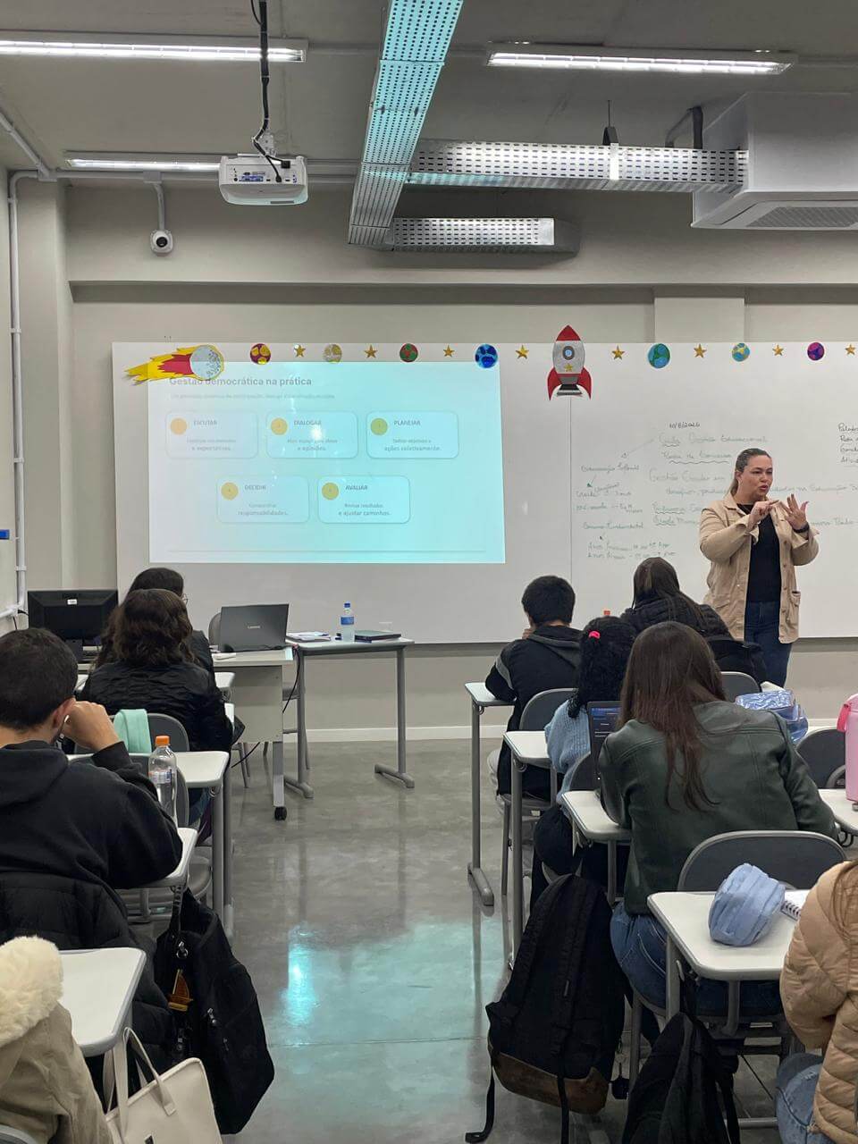 Desafios e práticas da gestão escolar são tema de evento do Curso de Pedagogia da UNIFEBE