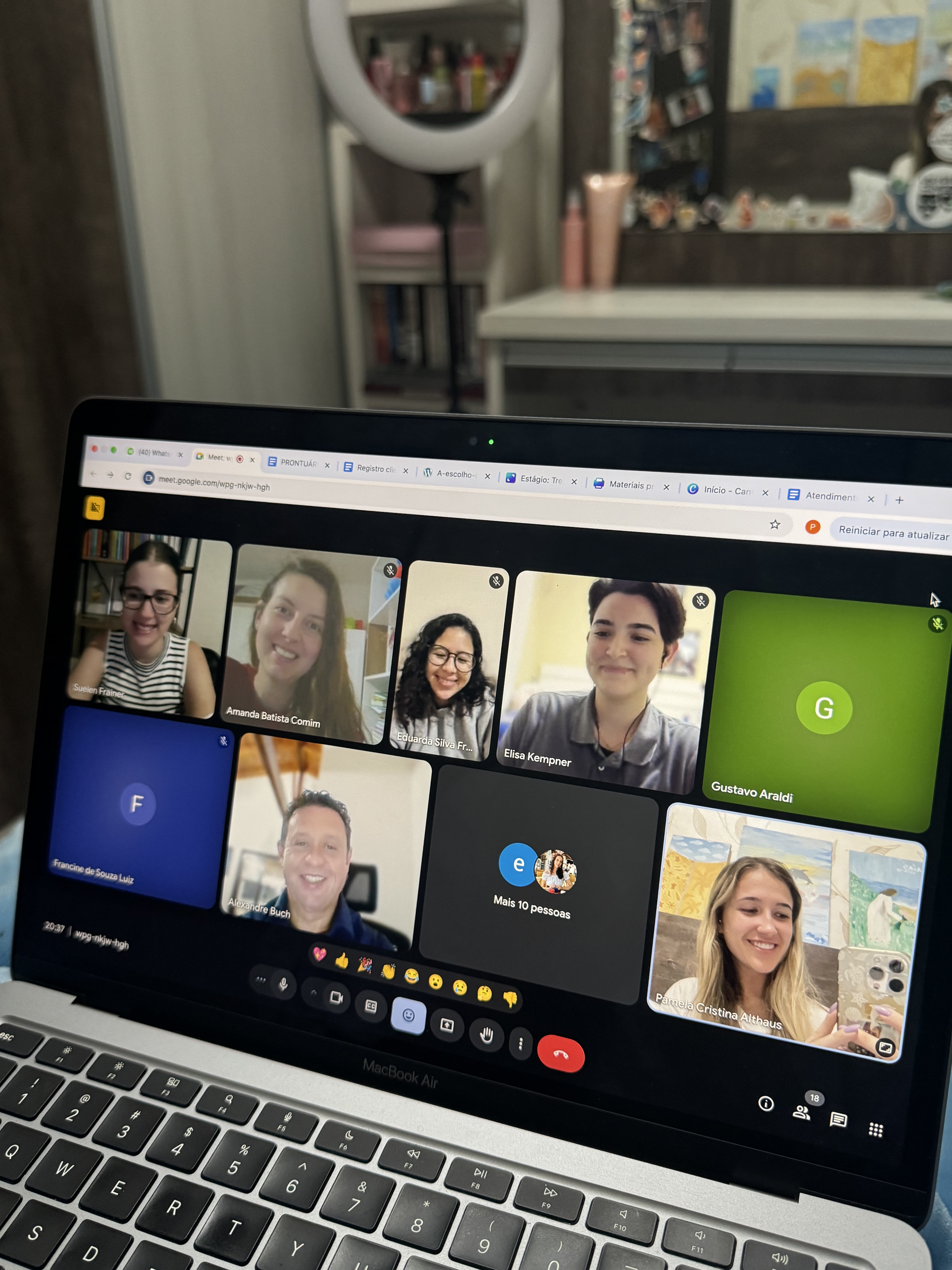 Desenvolvimento de líderes é tema de palestra com acadêmicos de Psicologia da UNIFEBE