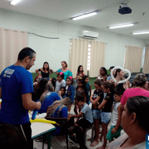 1555071128-tmp-Dia-da-família-na-escola---professor-André-Braz--30- copiar