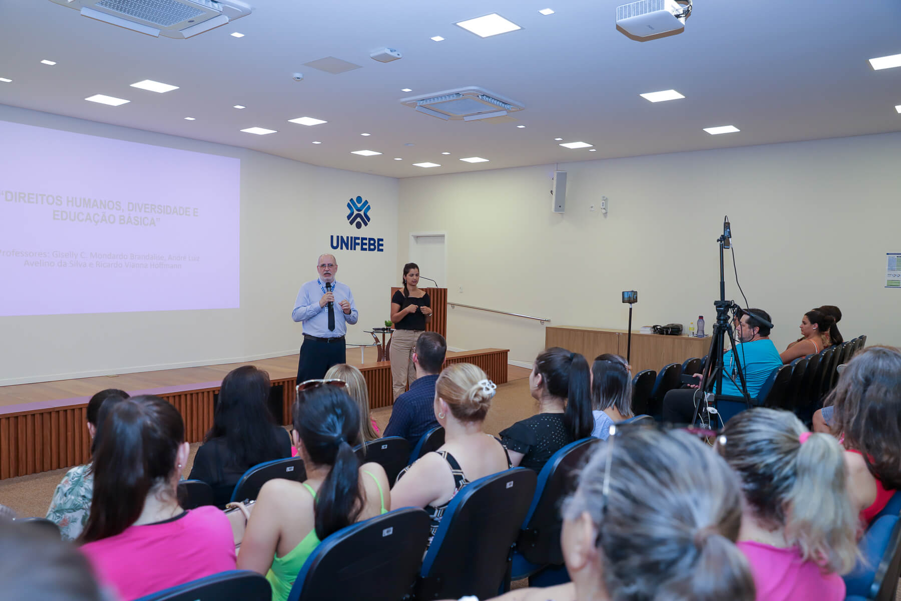 Direitos humanos, diversidade e educação básica são temas de curso realizado na UNIFEBE