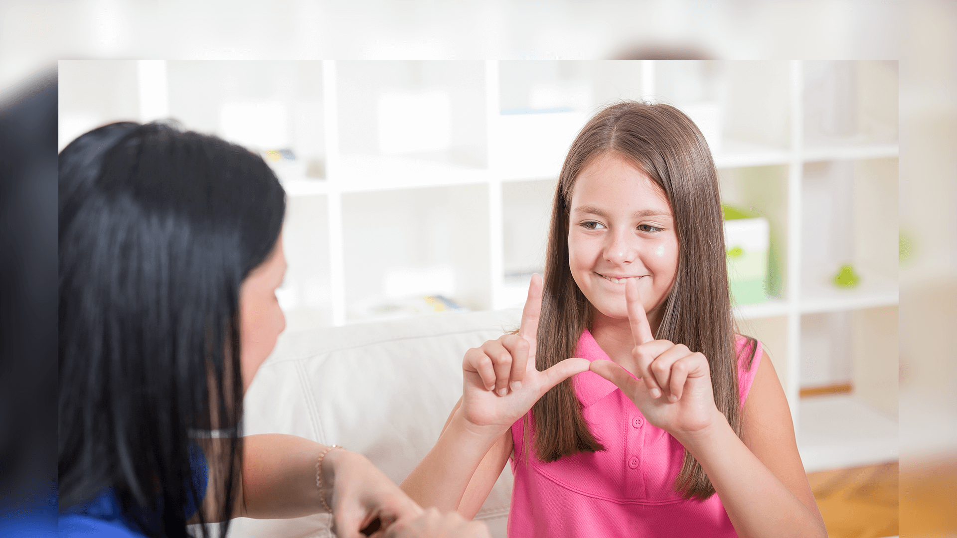 Educação Bilíngue: ensino e interpretação em LIBRAS