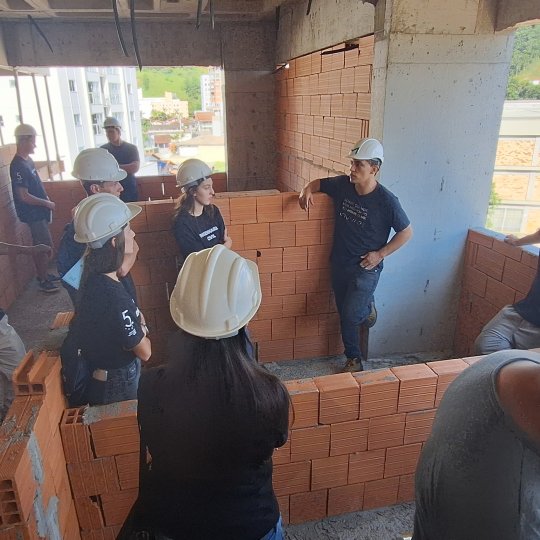 2026.03.14--Visita-LOVVARE-EC (6)