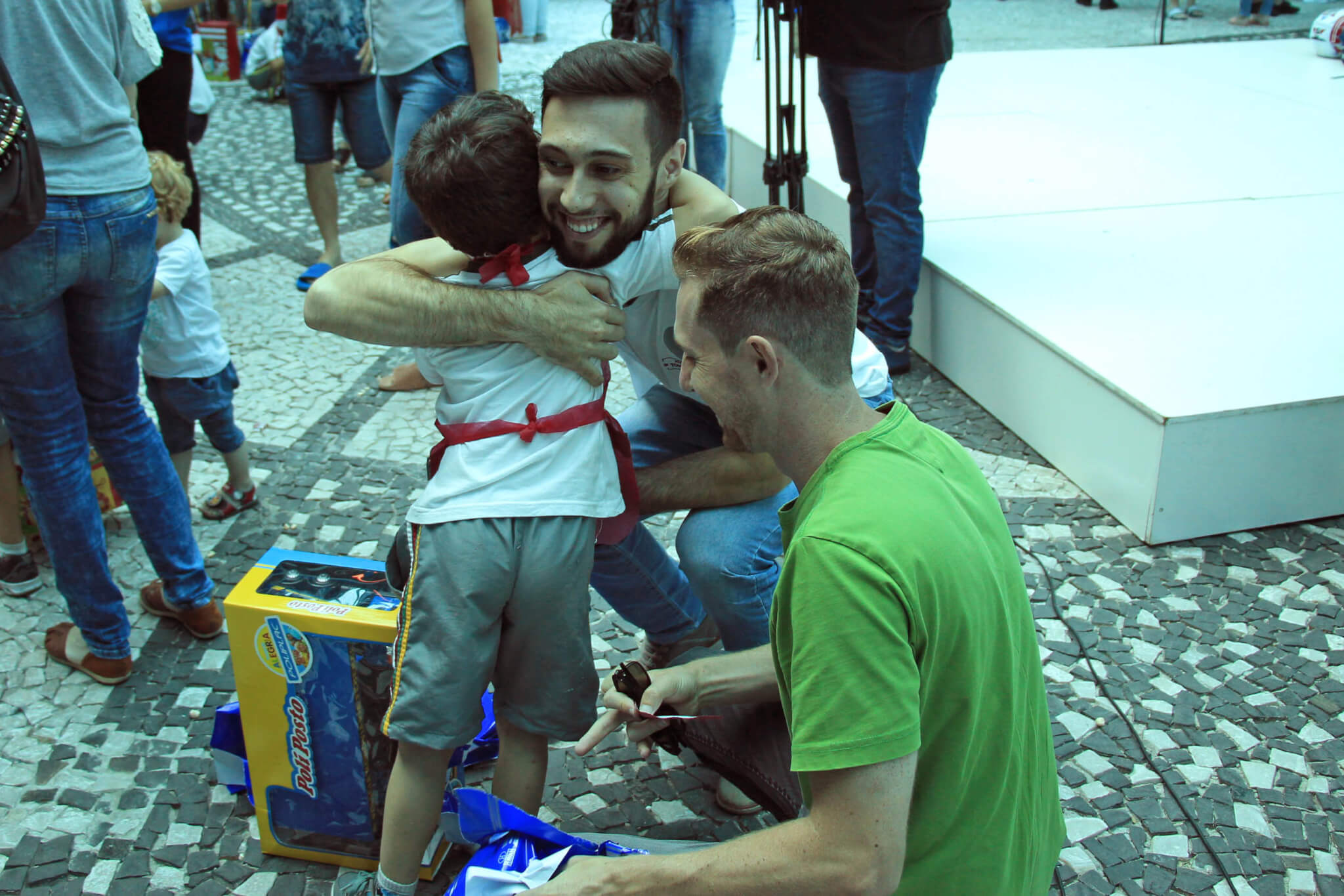 Entrega dos presentes do Natal Solidário UNIFEBE é nesta quarta-feira