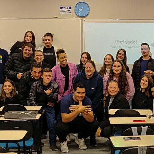 Equipe APAE e Academicas