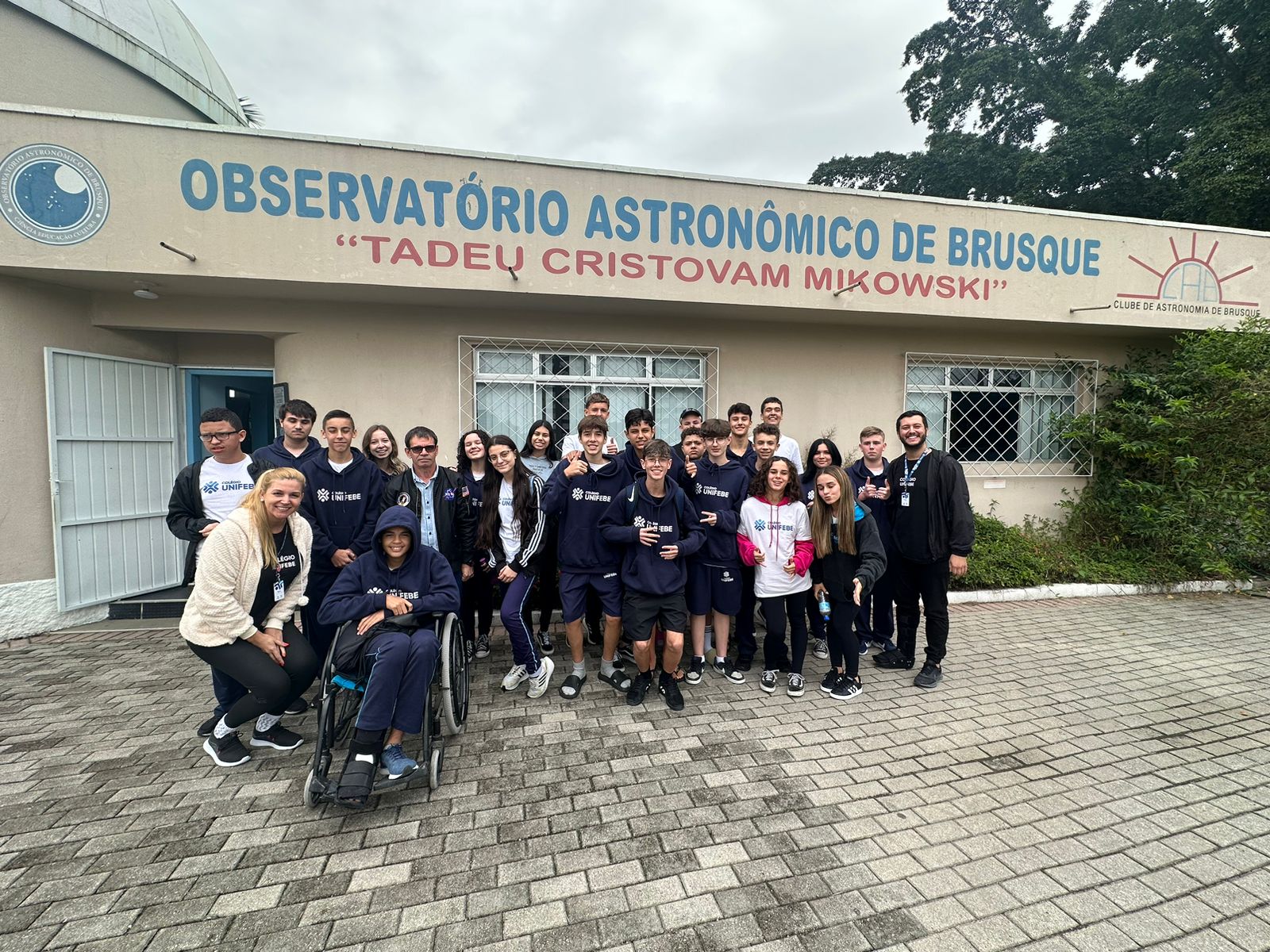 Estudantes do Colégio UNIFEBE visitam Observatório Astronômico de Brusque