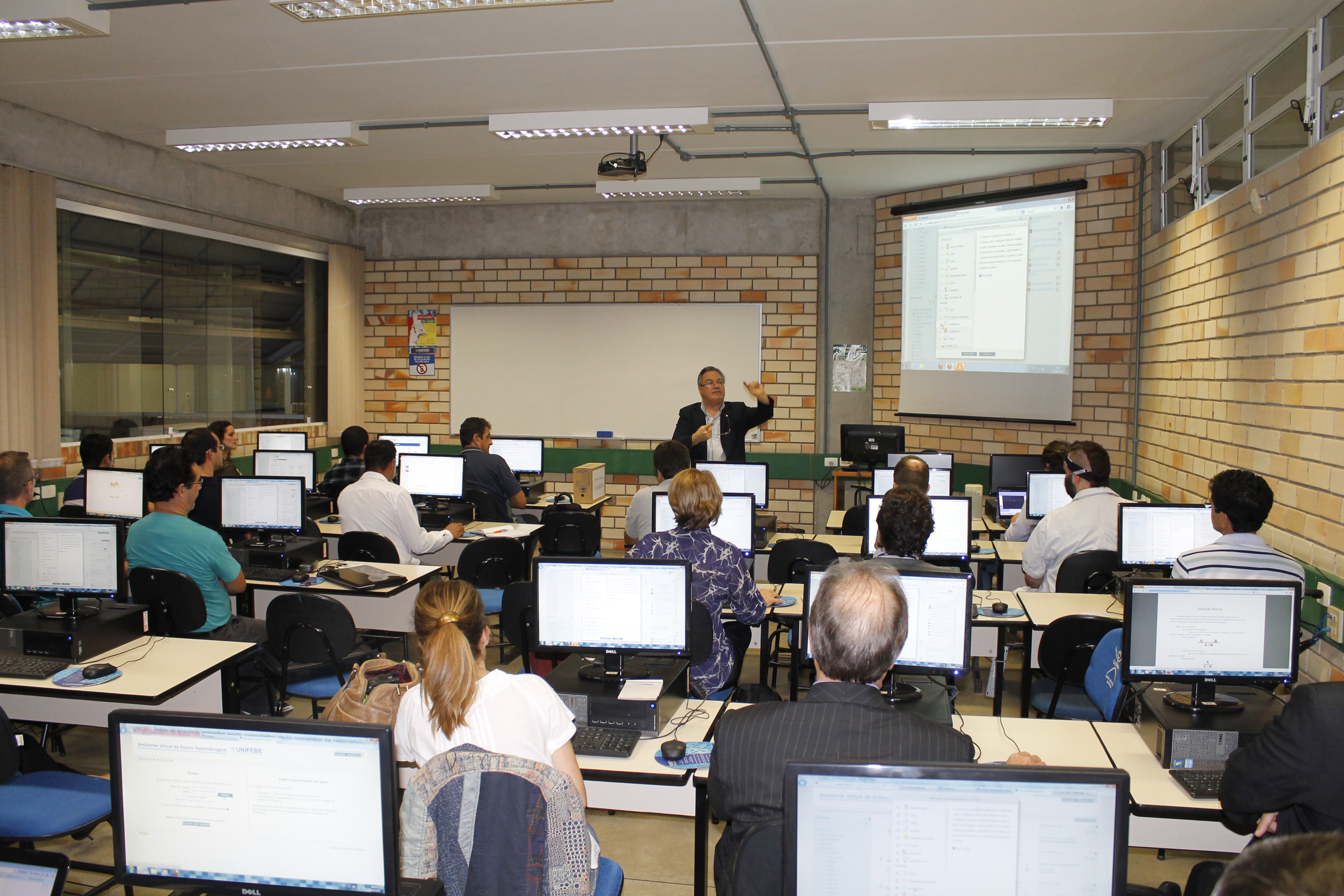 Formação Continuada 2015 traz avaliação, políticas e práticas educativas como tema