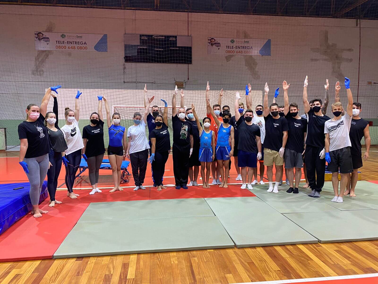 Equipe de Ginástica Artística de Balneário Camboriú ministra oficina aos acadêmicos de Educação Física da UNIFEBE