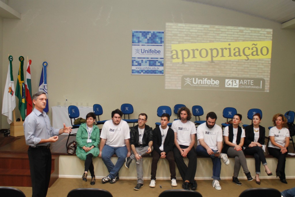 G13 promove mesa redonda na UNIFEBE