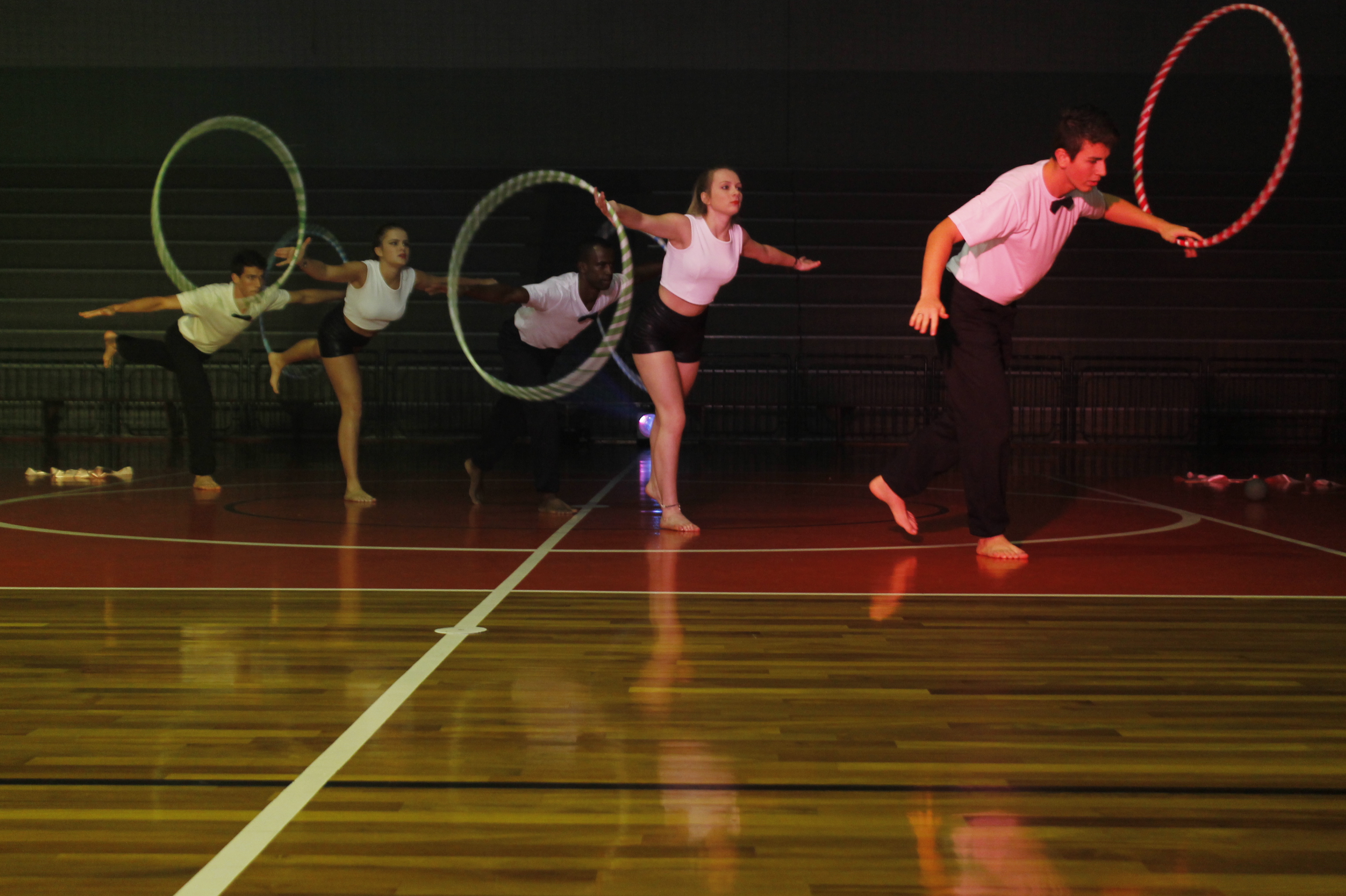 Apresentação de Ginástica II movimenta ginásio de esportes do SESI