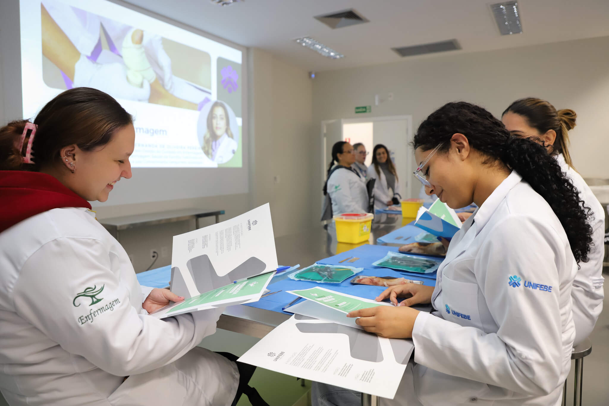 II Semana de Enfermagem une teoria e prática na UNIFEBE