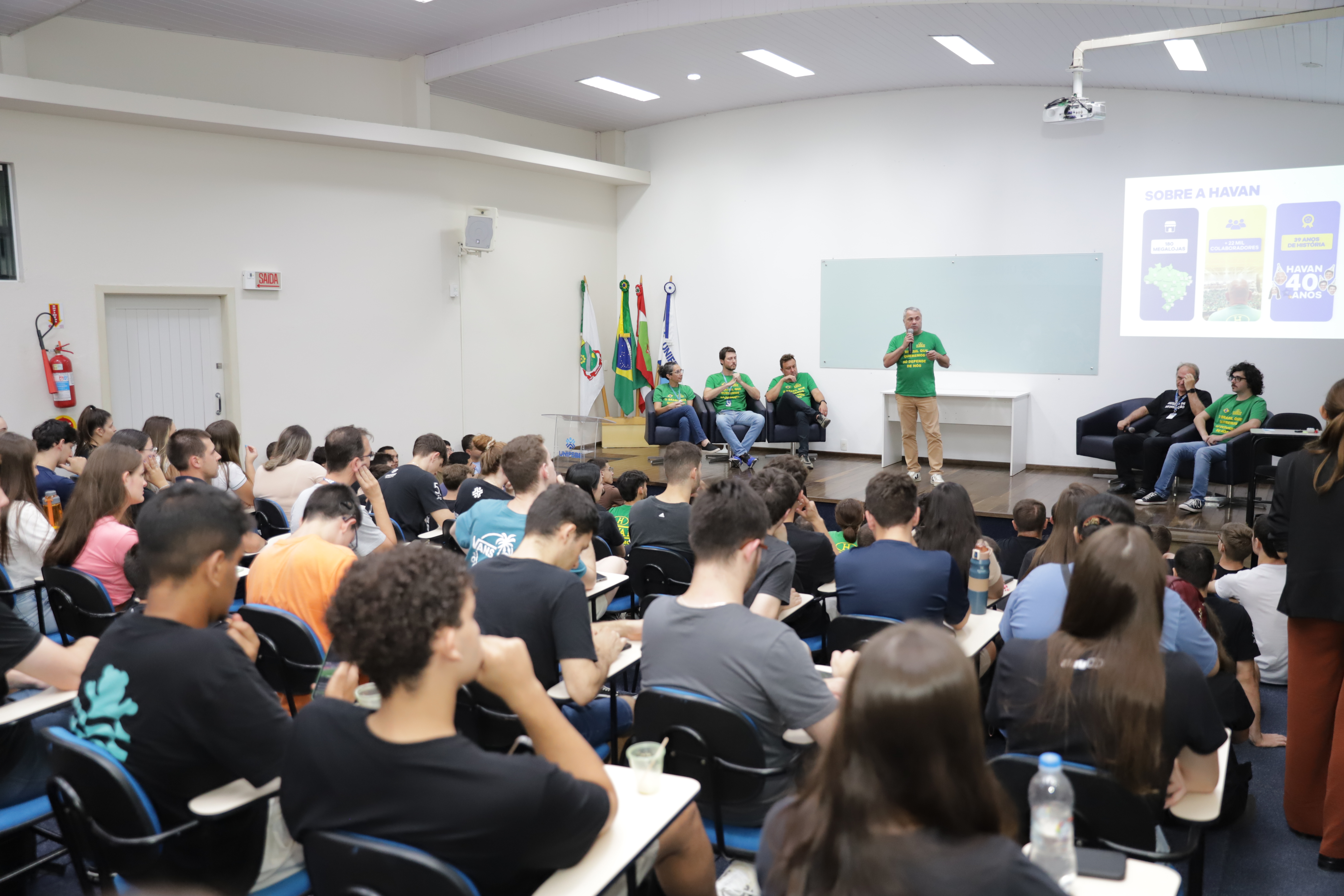 Programa Jornada Labs apresenta oportunidades de desenvolvimento profissional aos acadêmicos da UNIFEBE
