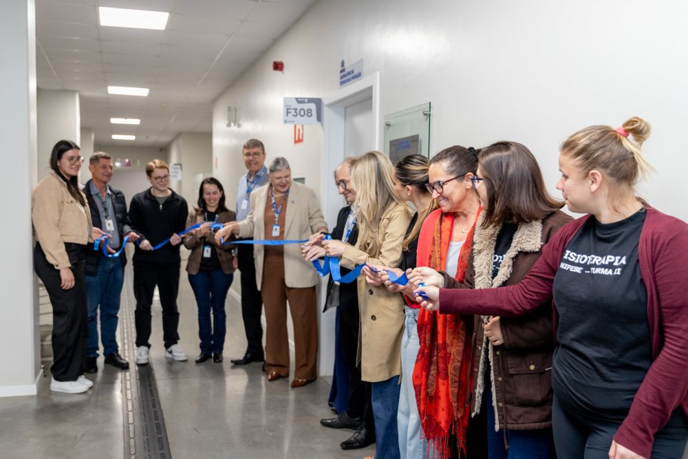 Curso de Fisioterapia da UNIFEBE inaugura laboratórios no Bloco F